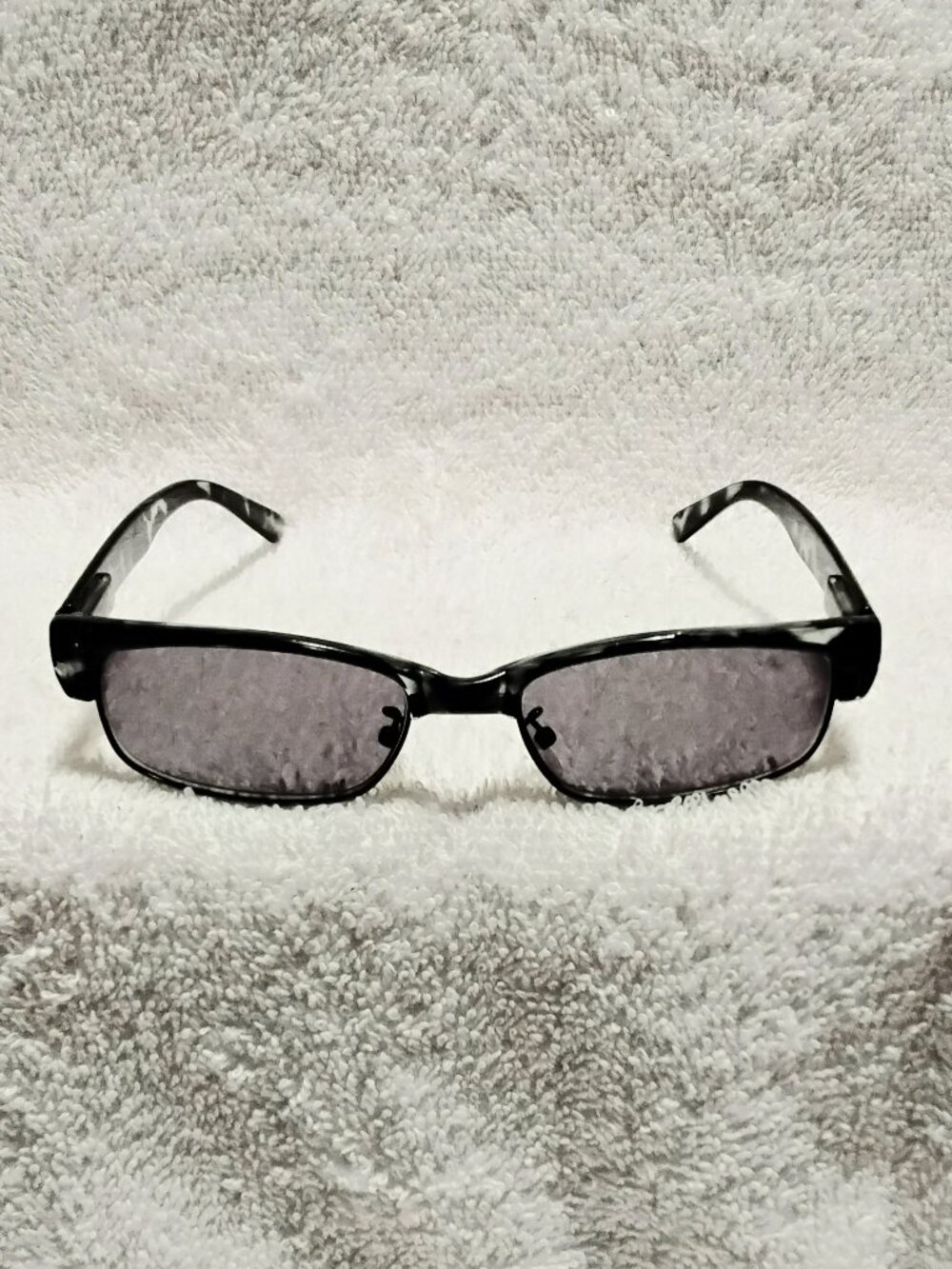 Vintage Mint Pair of Tintrd Reading Glasses +2.00 with Semi-Transparent Frames!!
